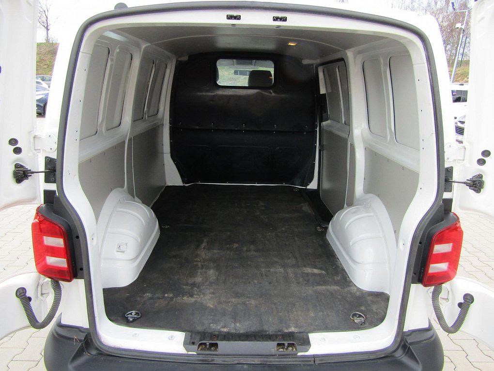 Volkswagen Transporter 2.0TDi  L1H1