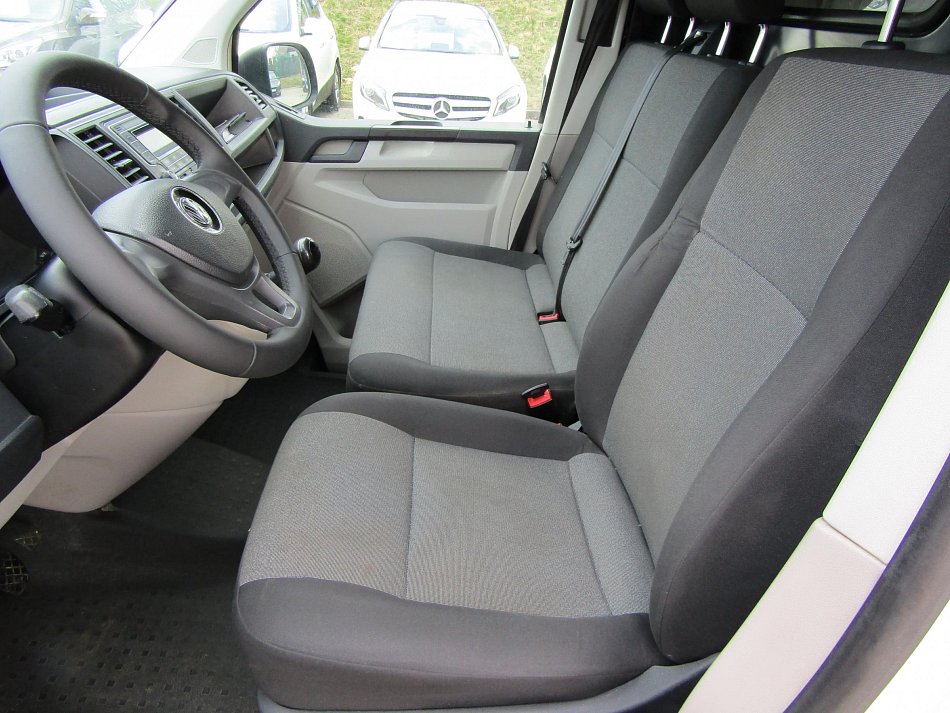 Volkswagen Transporter 2.0TDi  L1H1