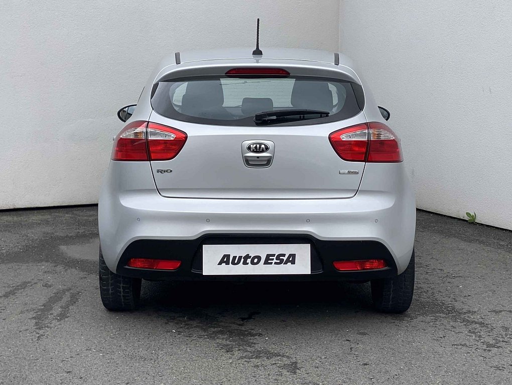 Kia Rio 1.4i Edition