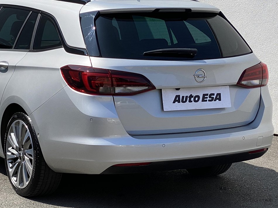 Opel Astra 1.5CDTi Dynamic