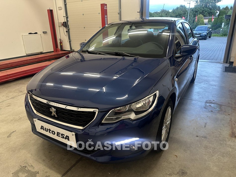 Peugeot 301 1.6 i 