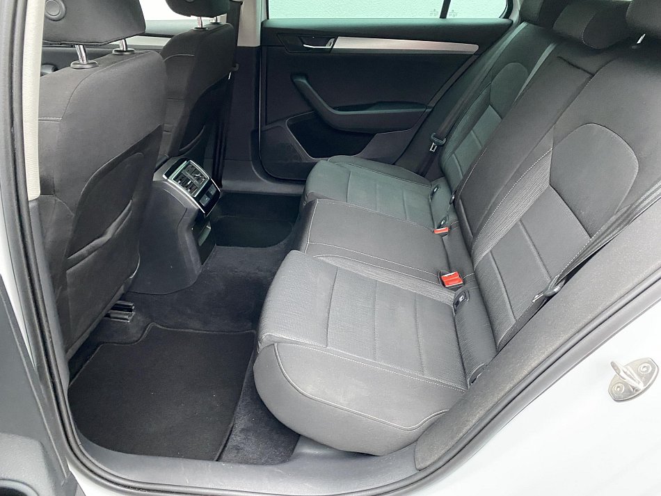 Škoda Superb III 2.0 TDi Ambition