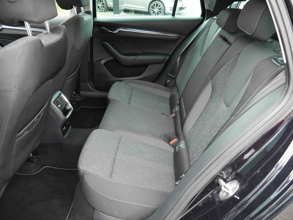 Škoda Octavia IV 1.5 TSi Style