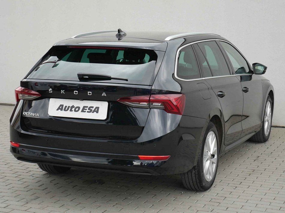 Škoda Octavia IV 1.5 TSi Style