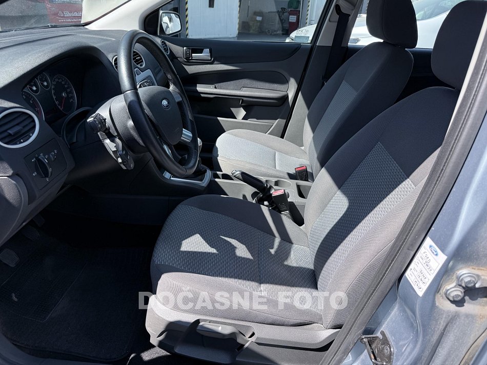 Ford Focus 1.6i 
