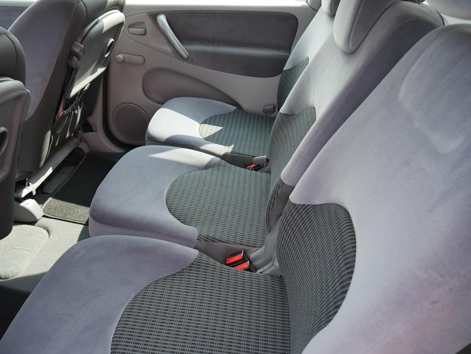 Citroën Xsara Picasso 1.6i 