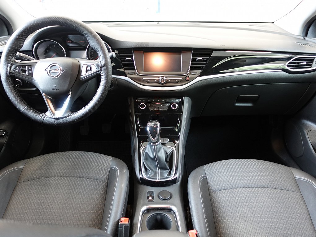 Opel Astra 1.4T 