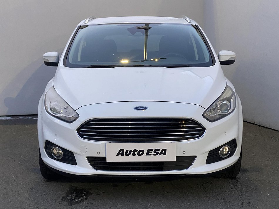 Ford S-MAX 1.5EB Titanium