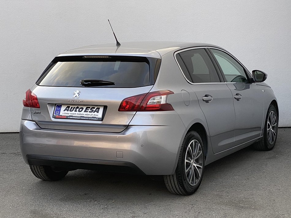 Peugeot 308 1.2PT Style