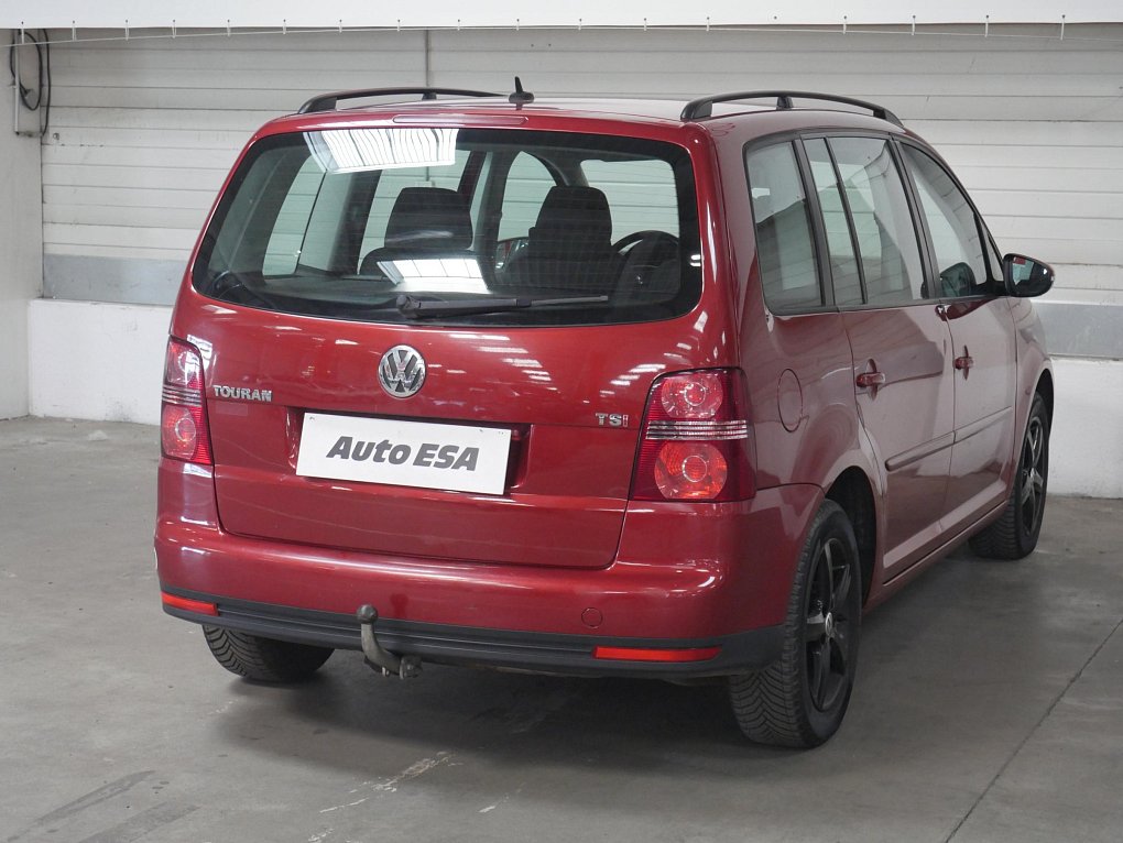 Volkswagen Touran 1.4 TSI 