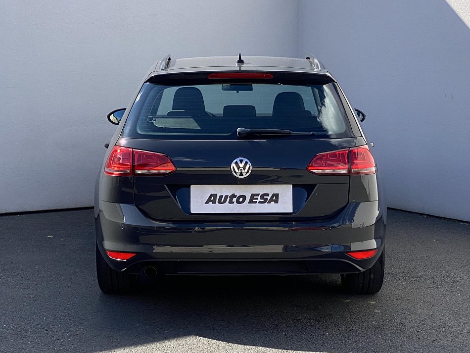 Volkswagen Golf 1.6 TDi 