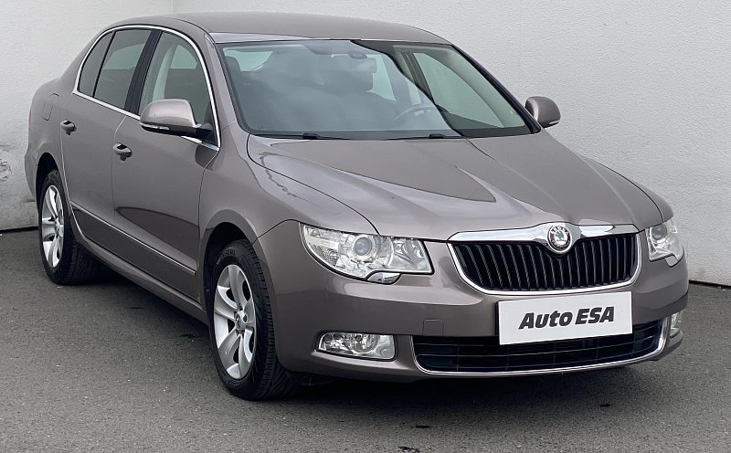 Škoda Superb II 2.0 TDi Ambition