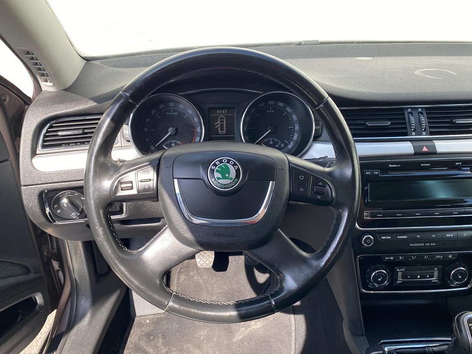 Škoda Superb II 2.0 TDi Ambition