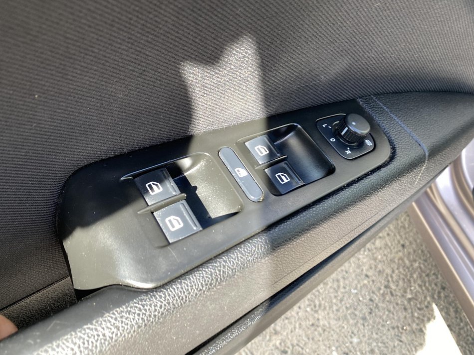 Škoda Superb II 2.0 TDi Ambition