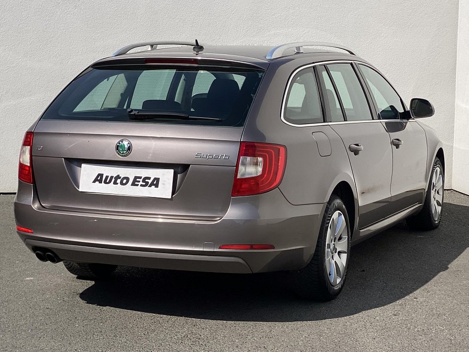 Škoda Superb II 2.0 TDi Ambition