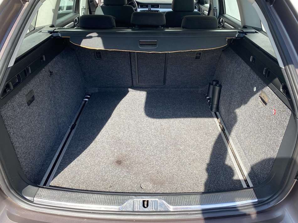 Škoda Superb II 2.0 TDi Ambition