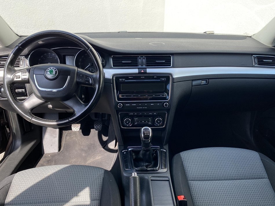 Škoda Superb II 2.0 TDi Ambition