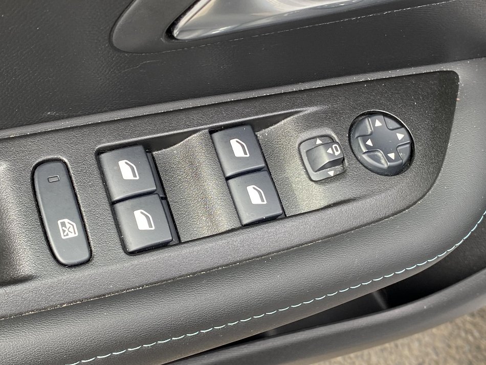 Peugeot 208 1.2PT Allure