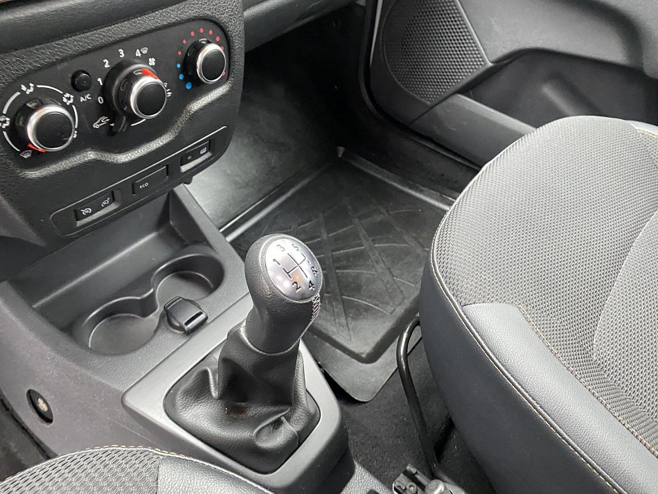 Dacia Lodgy 1.6 SCe Stepway