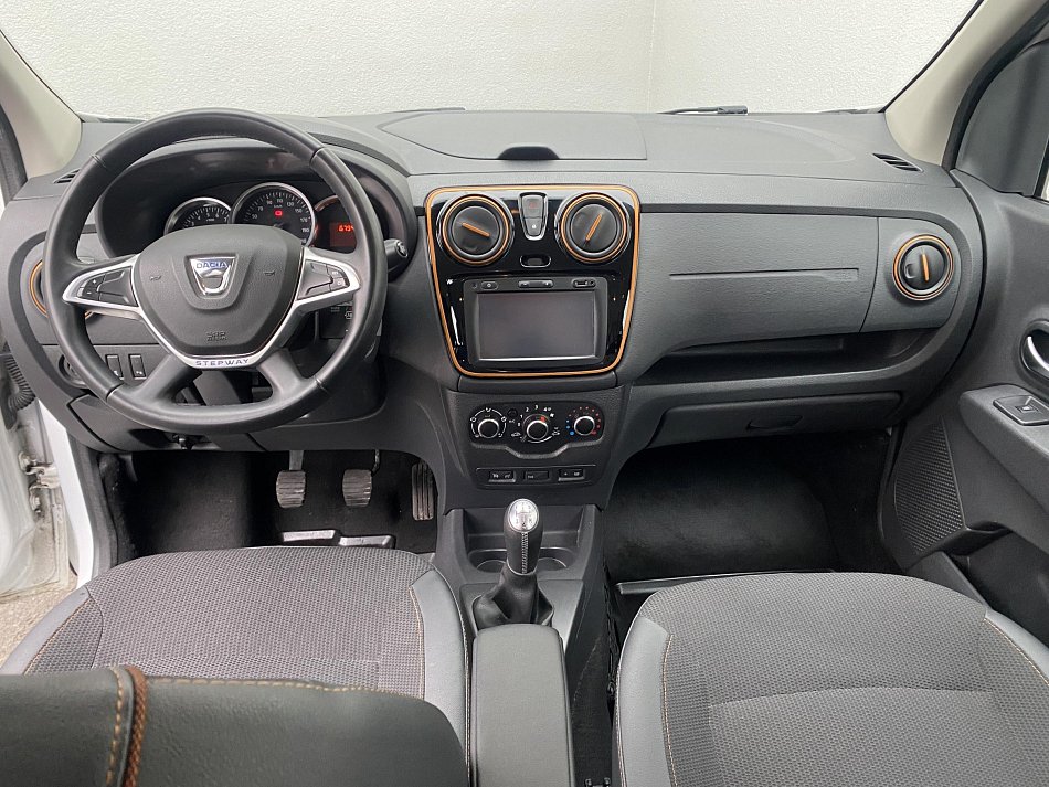 Dacia Lodgy 1.6 SCe Stepway