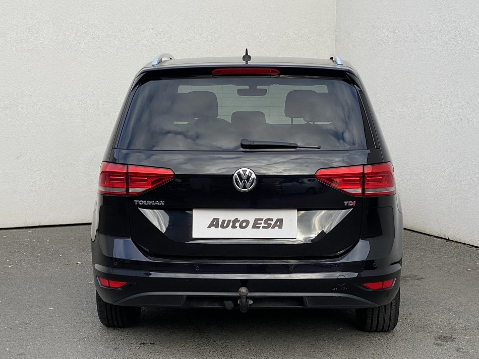 Volkswagen Touran 1.6 TDi 