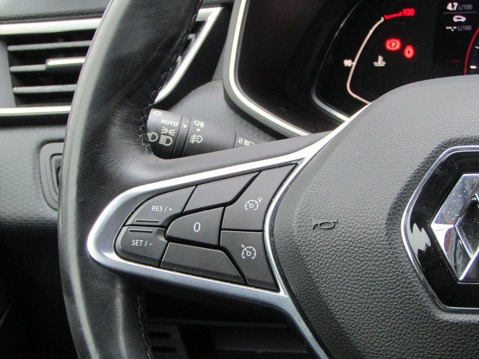 Renault Clio 1.0TCe Intense