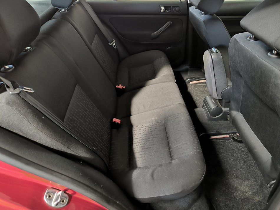 Volkswagen Golf 1.4 i 