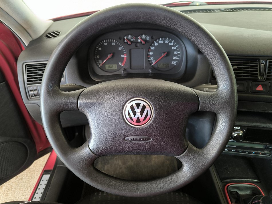 Volkswagen Golf 1.4 i 