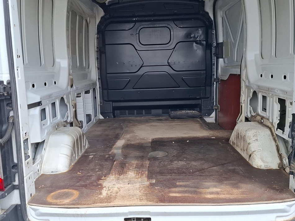Ford Transit 2.2TDCi Trend L2H2