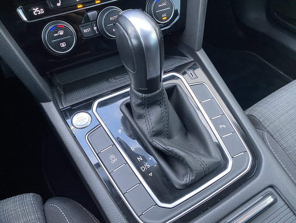 Volkswagen Passat 2.0 TDi Business