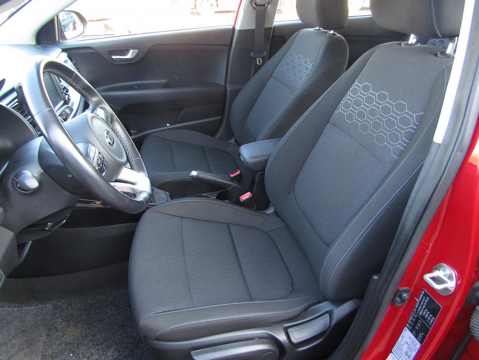 Kia Rio 1.4i 