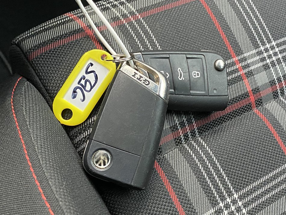 Volkswagen Golf 2.0 TSi GTi