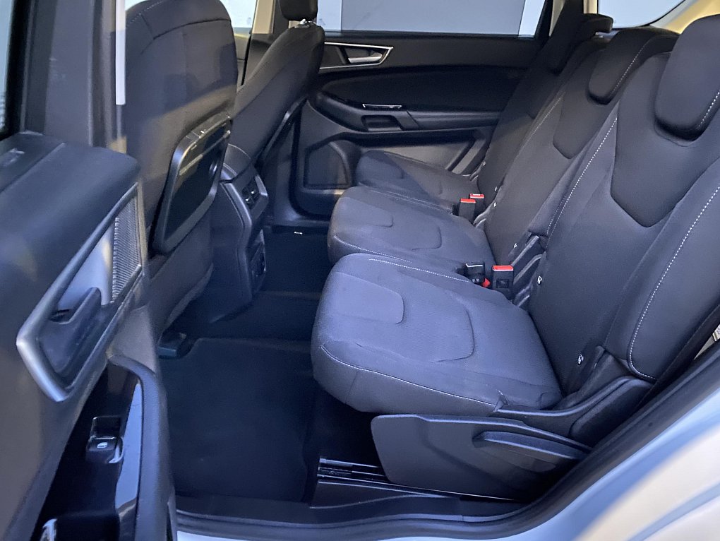 Ford S-MAX 1.5EB Titanium