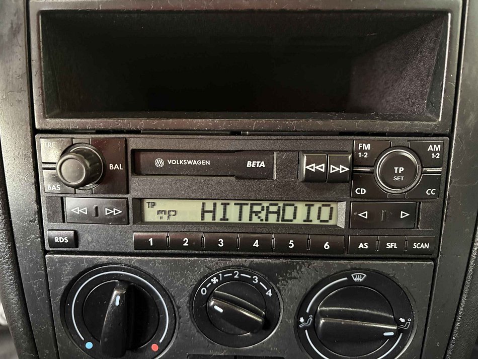Volkswagen Golf 1.6 i 