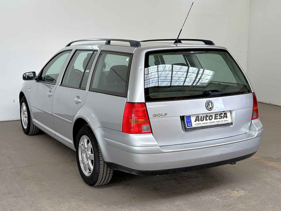 Volkswagen Golf 1.6 i 