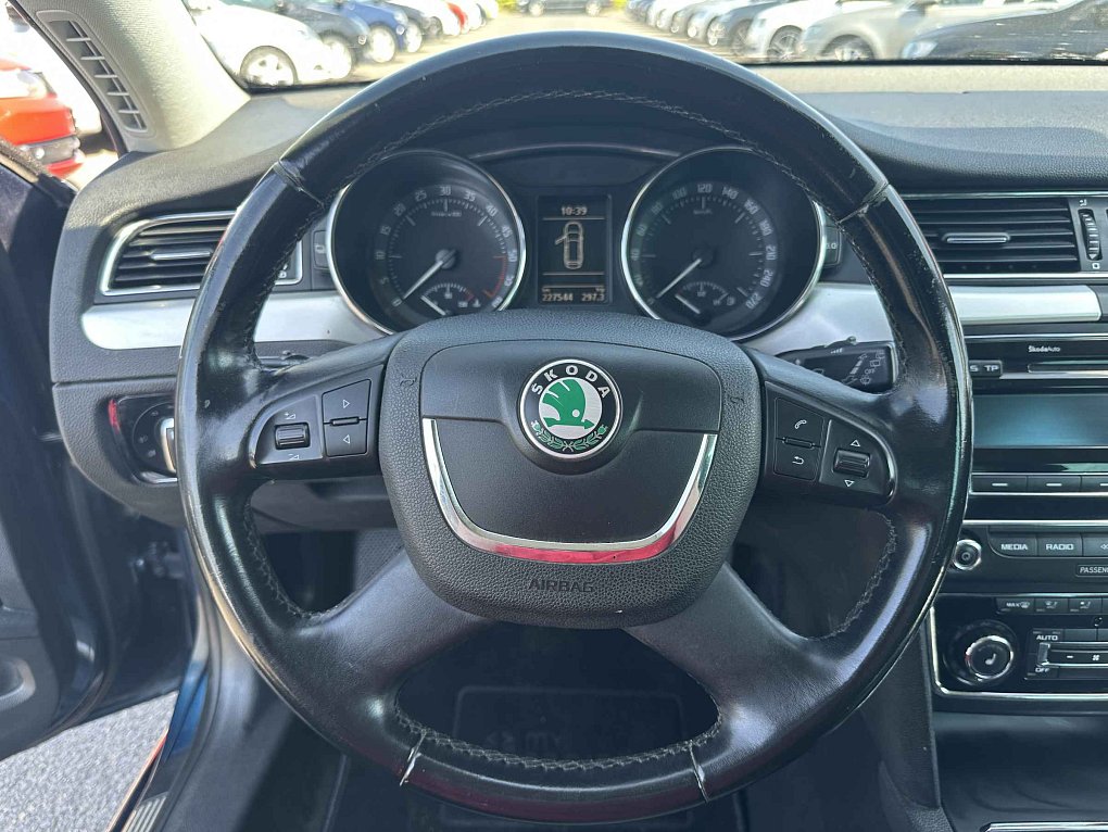 Škoda Superb II 1.6 TDi Ambition