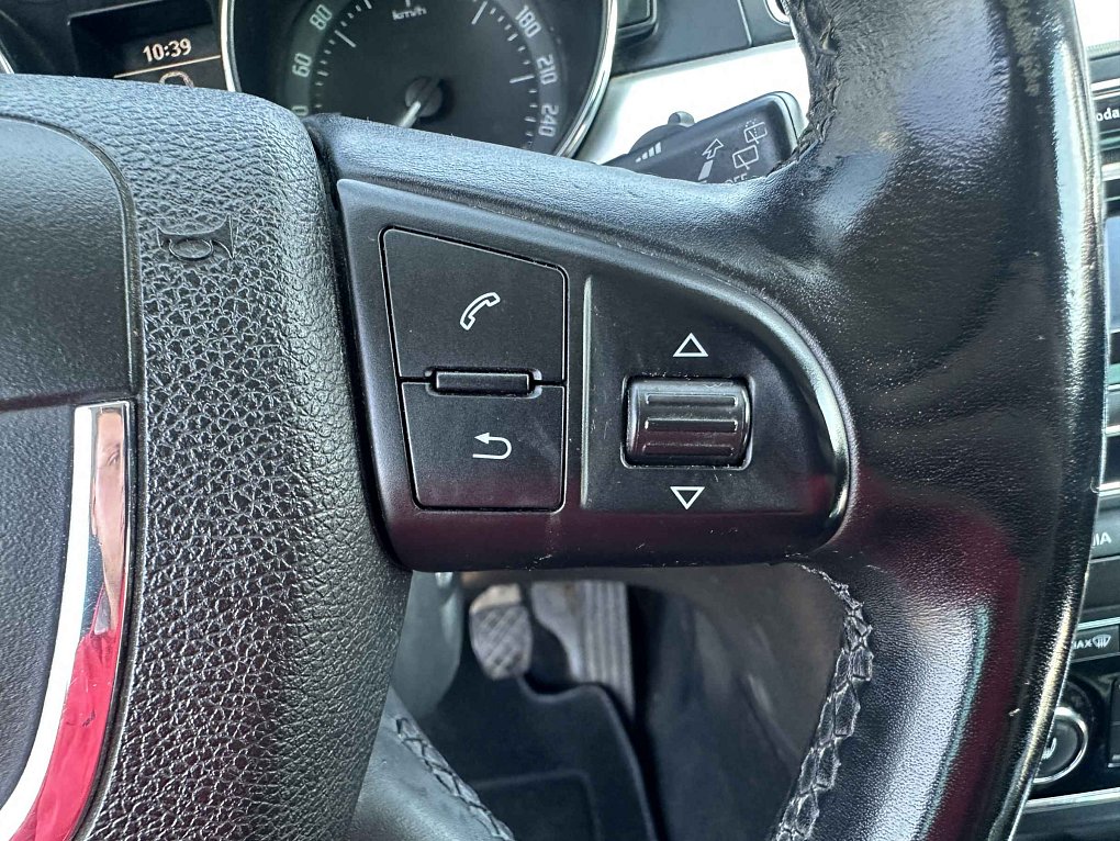 Škoda Superb II 1.6 TDi Ambition