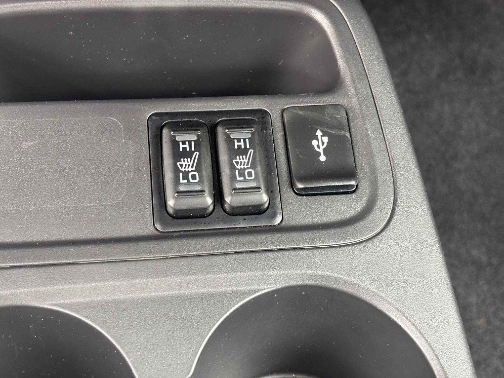 Mitsubishi Space Star 1.2i Edition Cross