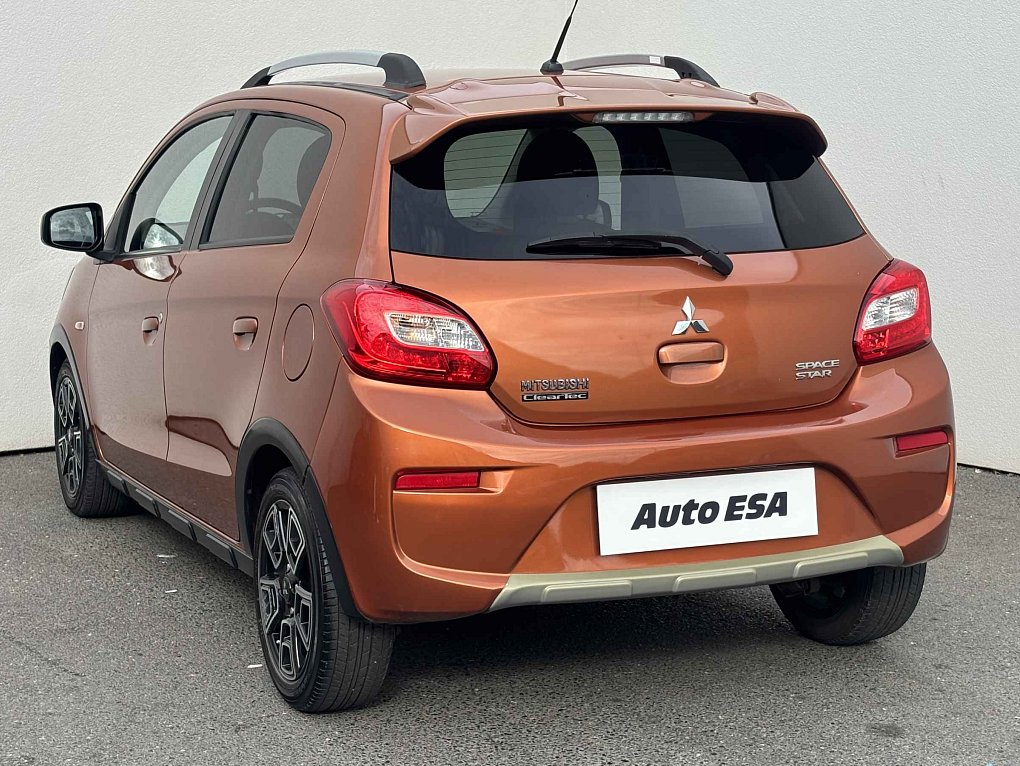 Mitsubishi Space Star 1.2i Edition Cross