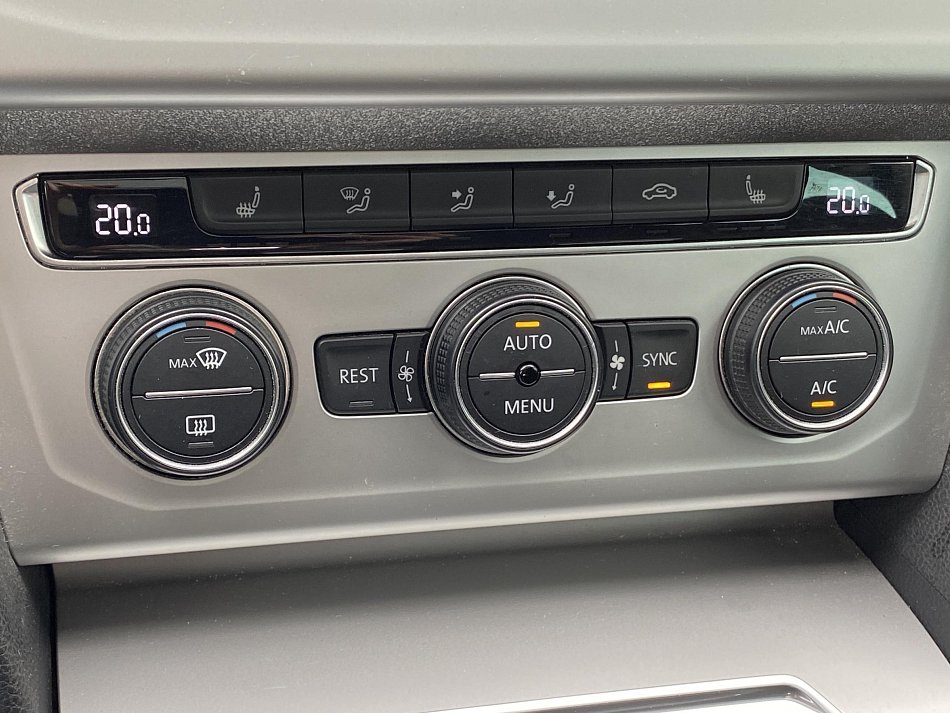 Volkswagen Passat 1.6 TDi Comfortline