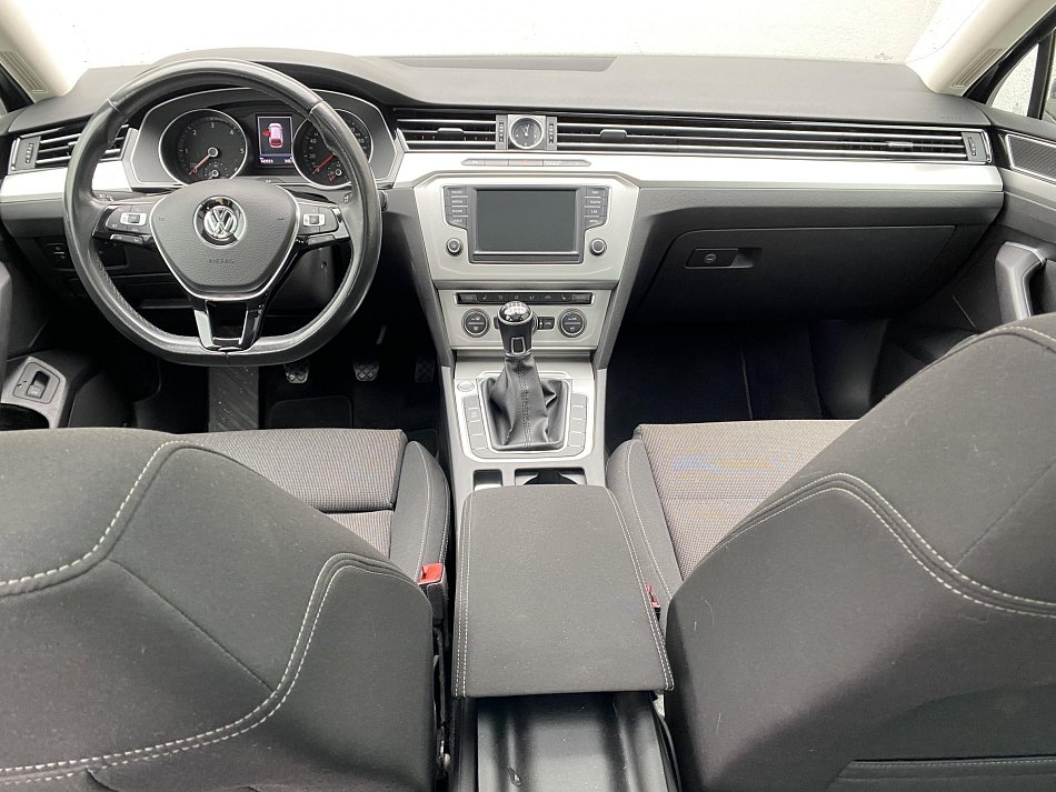 Volkswagen Passat 1.6 TDi Comfortline