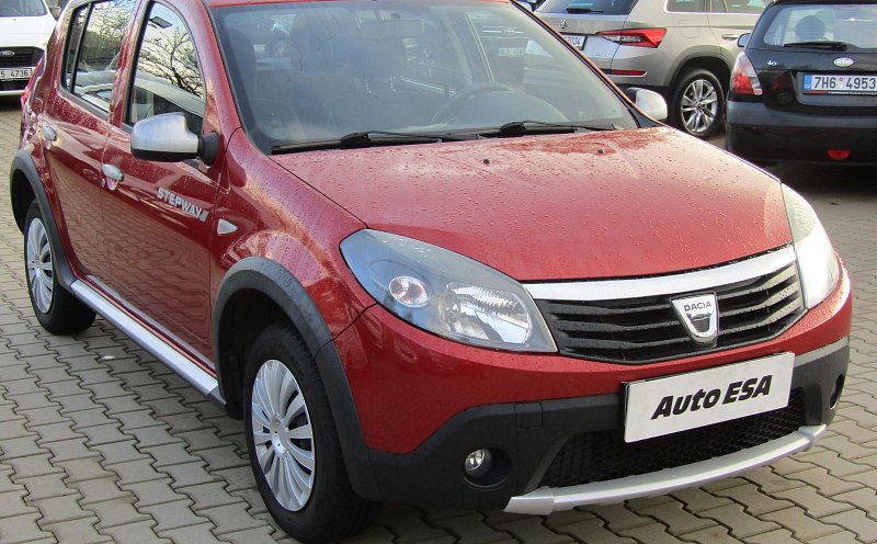Dacia Sandero 1.6i 