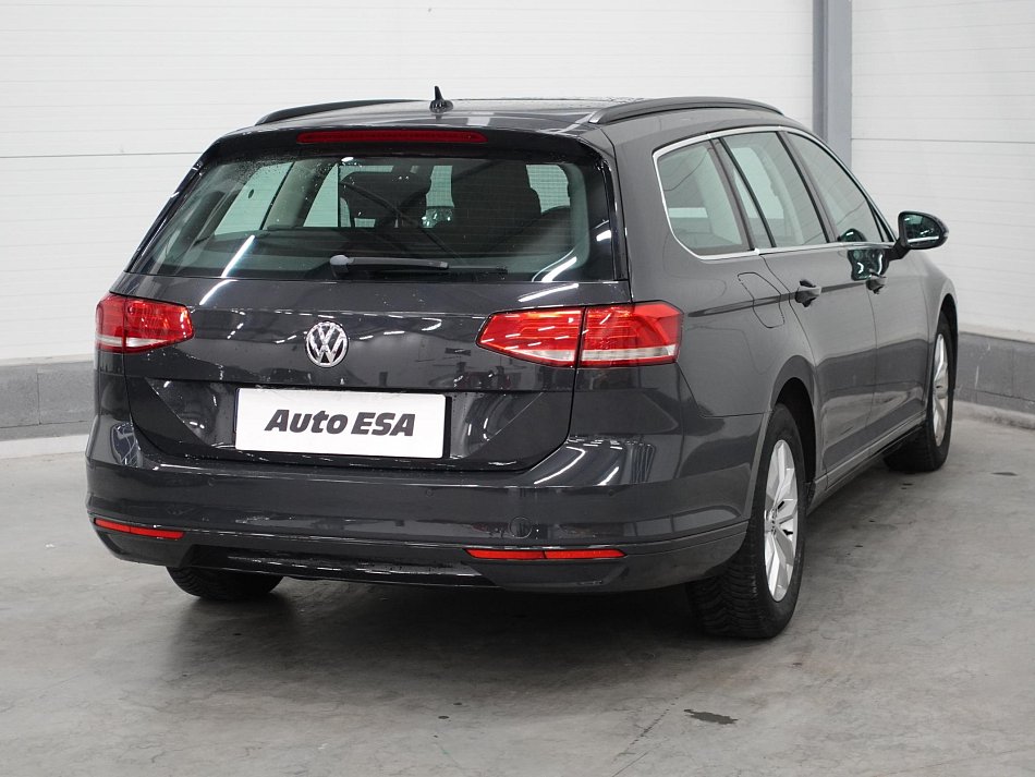 Volkswagen Passat 2.0 TDi Comfortline
