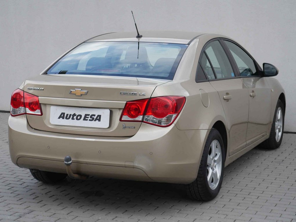 Chevrolet Cruze 1.6 i 