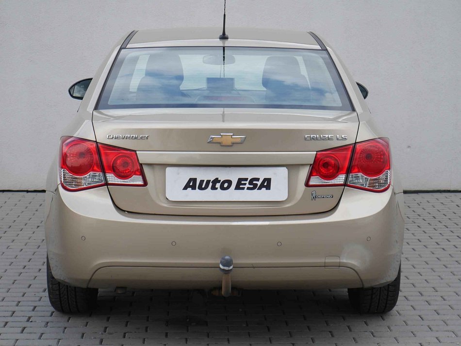 Chevrolet Cruze 1.6 i 