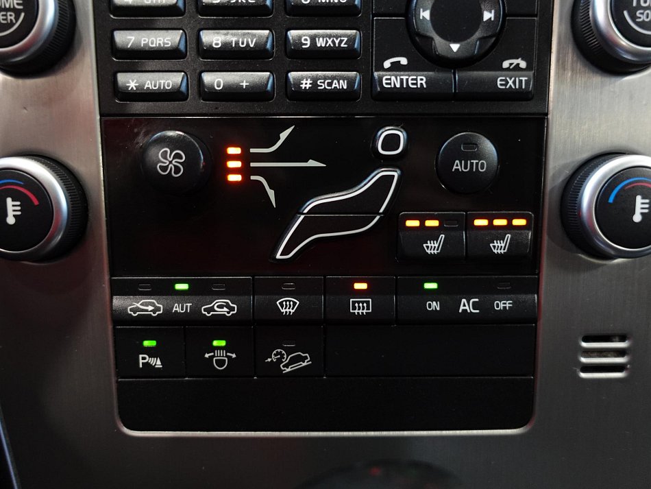 Volvo XC60 2.4d  AWD