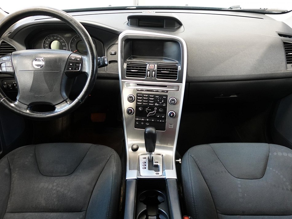 Volvo XC60 2.4d  AWD