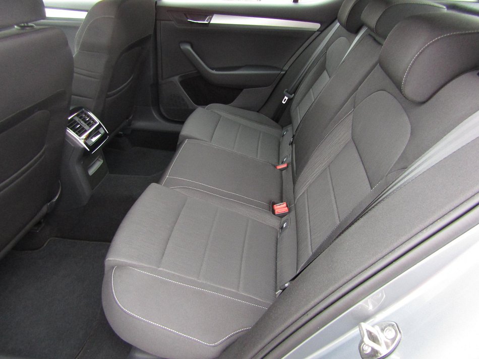 Škoda Superb III 1.4 TSi Ambition