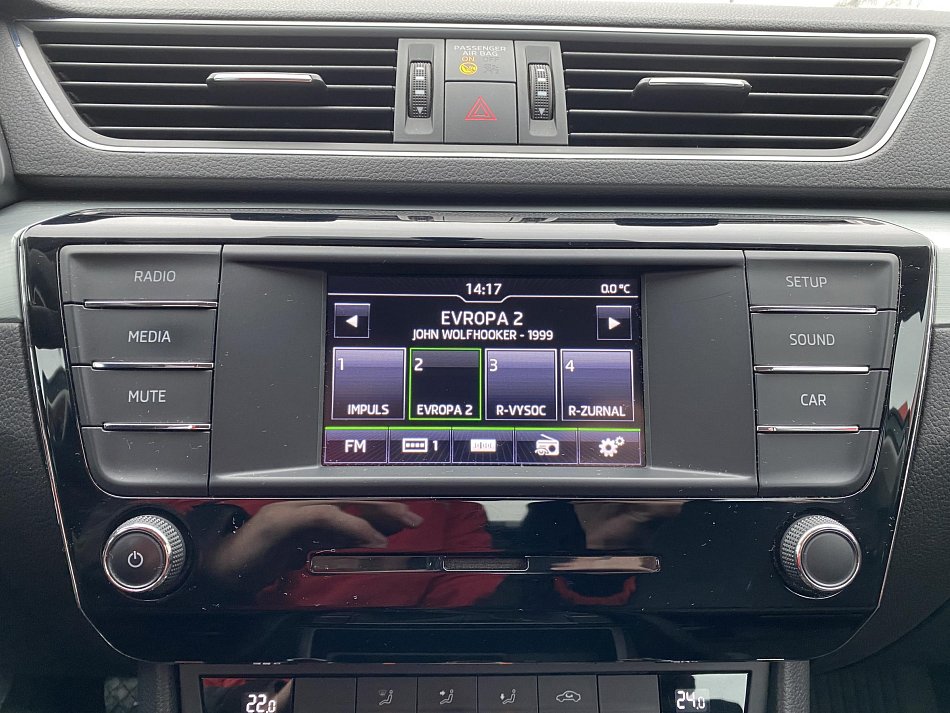 Škoda Superb III 1.4 TSi Ambition