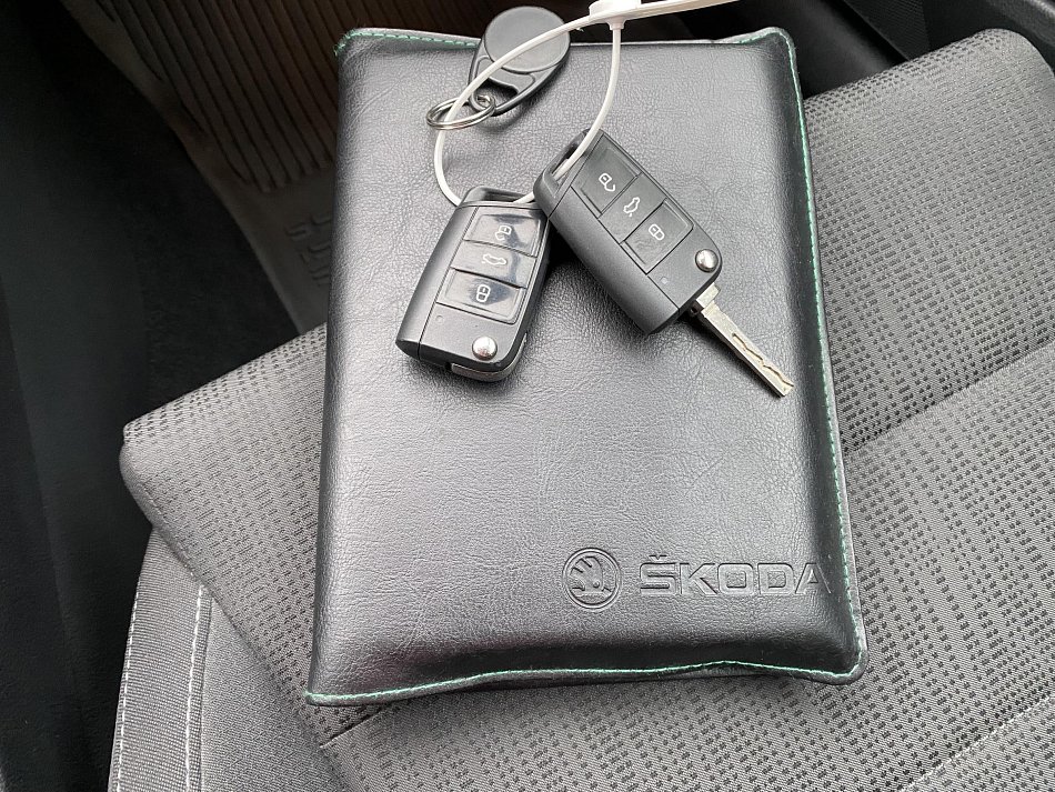 Škoda Superb III 1.4 TSi Ambition